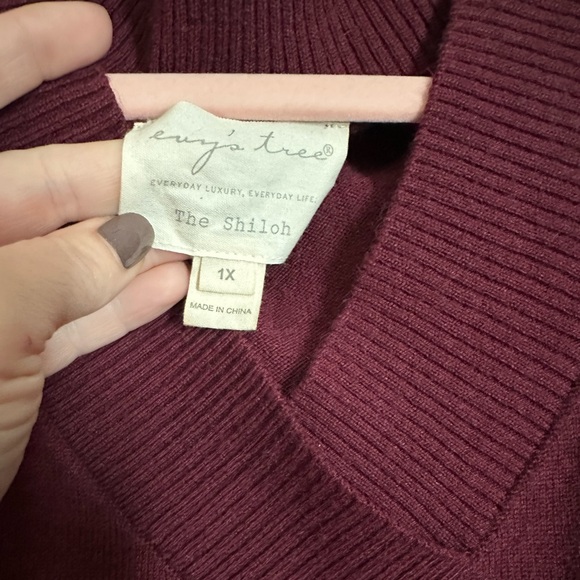 Evy’s Tree Shiloh Sweater - Picture 5 of 8